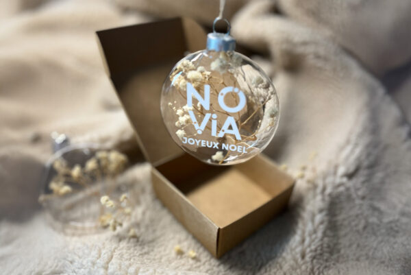 Boule de Noël avec logo personnalisée, un cadeau pour vos collaborateurs ou vos clients