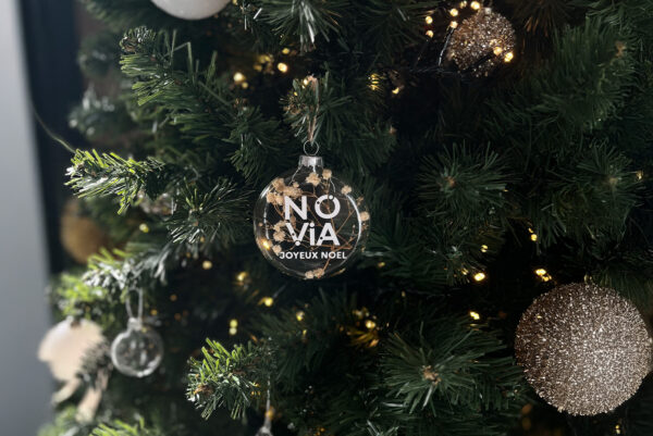 Boule de Noël avec logo personnalisée, un cadeau pour vos collaborateurs ou vos clients